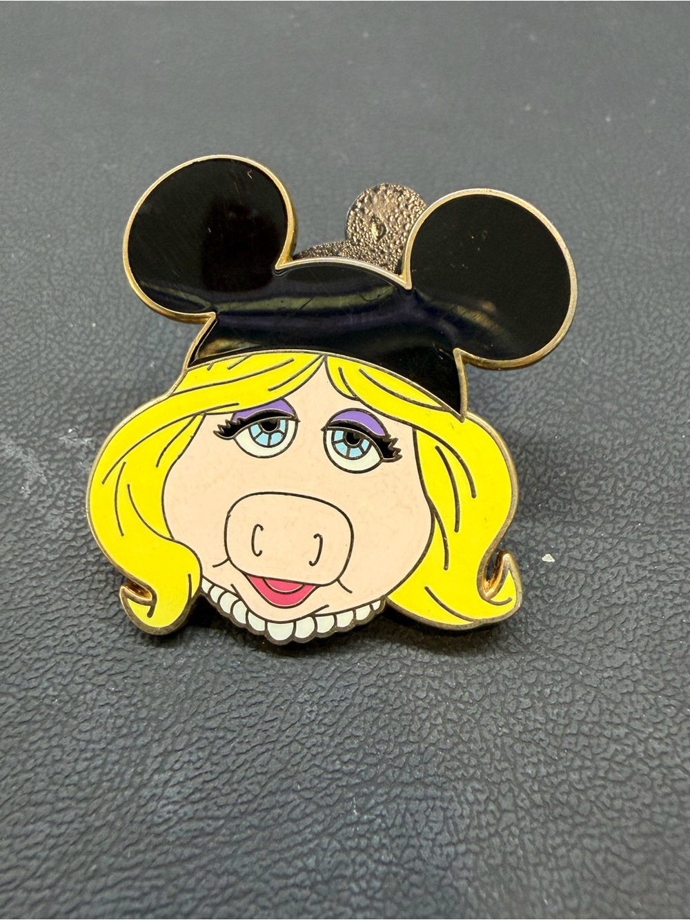 Disney Miss Piggy Enamel Pin in Yellow, Black, Pink